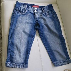 Gogo Star Jean capris w/ bling embellished Size 7